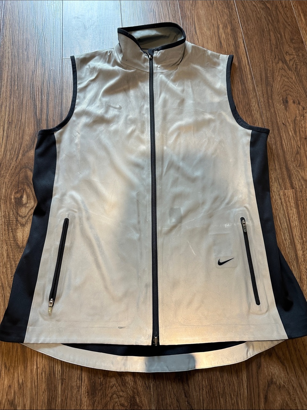 Nike fully reflective, reversible Sleeveless Zip Running Vest